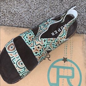 Roper sandals